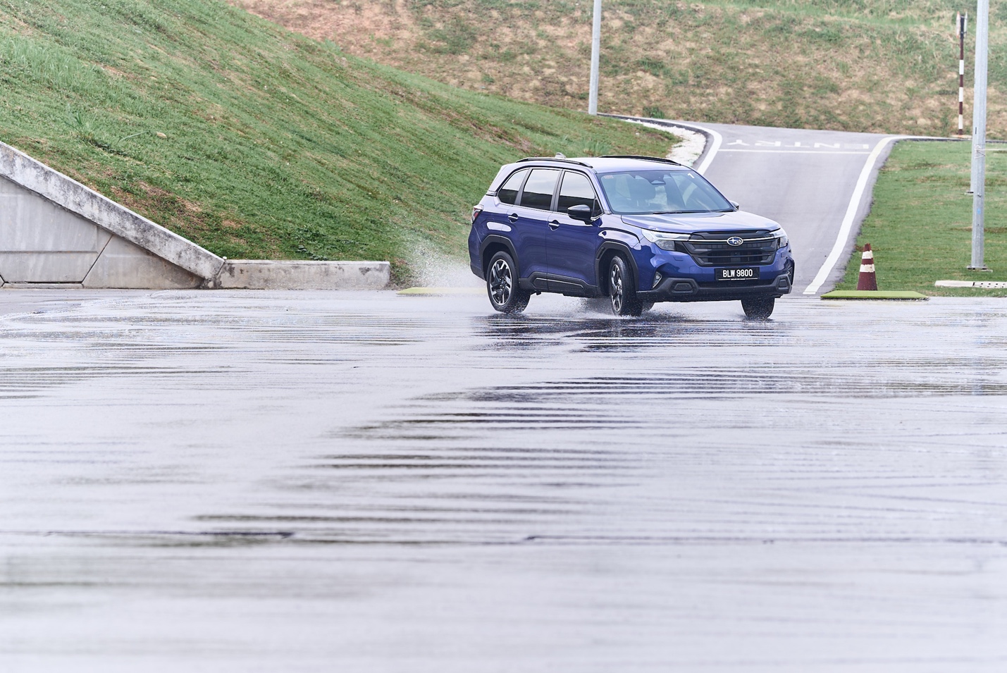 Kick plate test demonstration