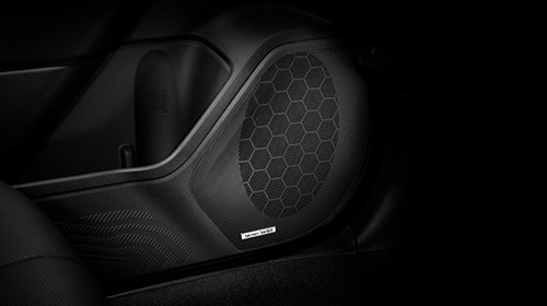 Premium Audio System with Harman/Kardon Speakers